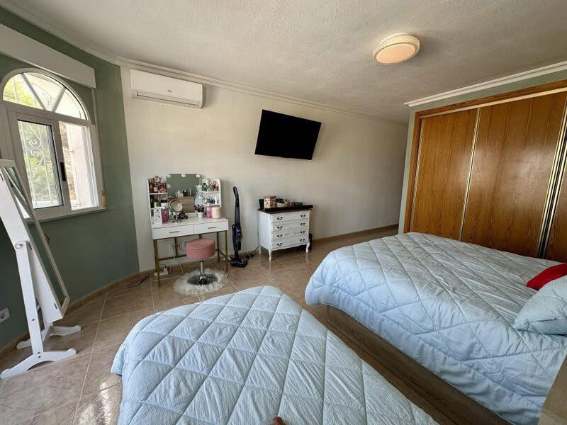 Spektakuläre 5-Schlafzimmer-Villa Spektakuläre 5-Schlafzimmer-Villa